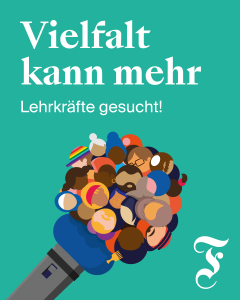 Grafik eines Mikrofons mit vielen unterschiedlichen Köpfen am Ende. Text: Vielfalt kann mehr. Lehrkräfte gesucht!