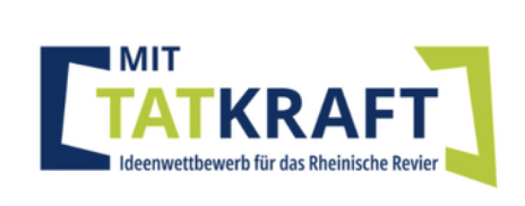 Banner mit einem unscharfen Hintergrund in hellen Grün-, Gelb- und Weißtönen. Links oben befindet sich das Logo des Ideenwettbewerbs „MIT TATKRAFT“. Mittig steht in großer dunkelblauer Schrift der Text „1 Million Euro für eure Ideen im Rheinischen Revier“. Grüne und dunkelblaue grafische Eckelemente rahmen das Motiv ein.