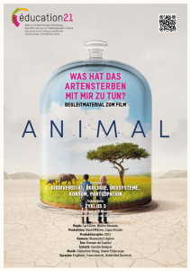 Titel, Glasflasche in der eine Landschaft mit Baum und Elefanten ist, zwei Kinder stehen davor.