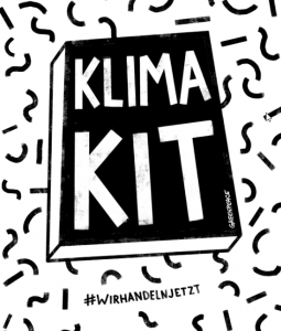 Schwarz weiße Grafik eines Buches mit dem Titel "KlimaKit". Ein Buch von Greenpeace.