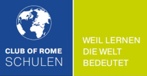 Weltkugel auf blauem Grund, darunter Schriftzug Club of Rome Schulen. Logo CLUB OF ROME Schulen. Quelle: club-of-rome-schulen.org/