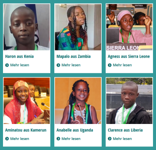 Sechs Porträtfotos von Kindern und Jugendlichen aus Kenia, Sambia, Sierra Leone, Kamerun, Uganda und Liberia. Einige sprechen an Mikrofonen bei einer Konferenz, andere sind frontal aufgenommen. Unter jedem Bild steht der Name, das Herkunftsland und ein Link „Mehr lesen“.