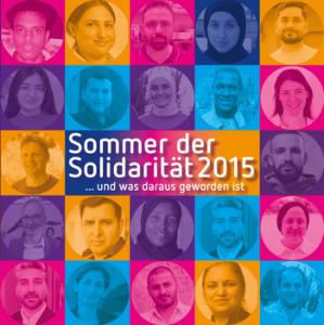 Gesichter auf farbigen Kacheln, in der MItte der Schriftzug "Sommer der Solidarität 2025"