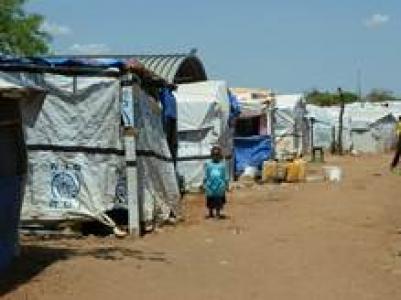 Zelte im UN-Vertriebenenlager in Juba im Südsudan. Bildnachweis: Schirmel/MISEREOR