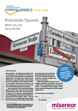 Titelseite einer Zeitschrift mit dem Titel „Koloniale Spuren – Mehr als nur Geschichte“. Abgebildet sind Straßenschilder mit Namen wie „Kameruner Straße“ und – durchgestrichen – „Lüderitzstraße“. Unten steht das Logo von Misereor mit dem Slogan „Gemeinsam global gerecht“.